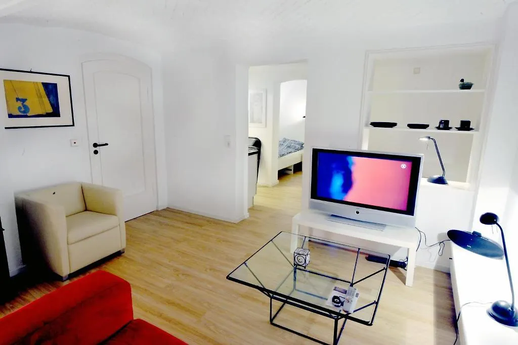 Deutsche Messe Zimmer - Private Apartments Hannover Exhibition Center Germania